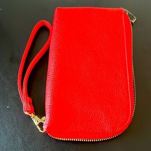 Charge it wristlet purse
